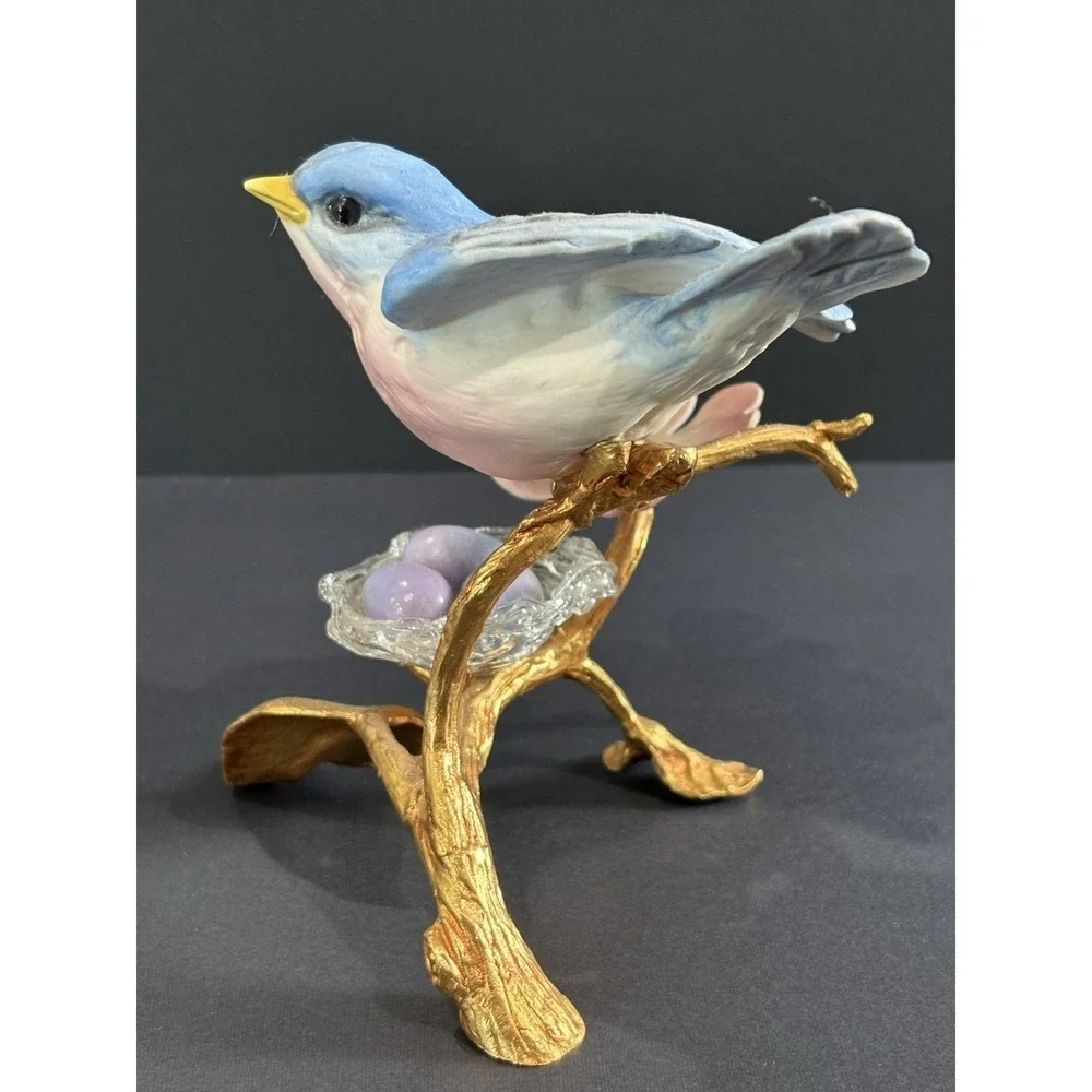 Bluebird Figurine w/ Nest & Eggs Gold Branch Dogwood Flower Malaysia, Valentine